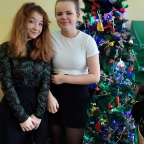 Przy stole Wigilijnym w klasie