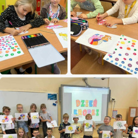 Dzieci i ich prace plastyczne na Dzień Kropki
